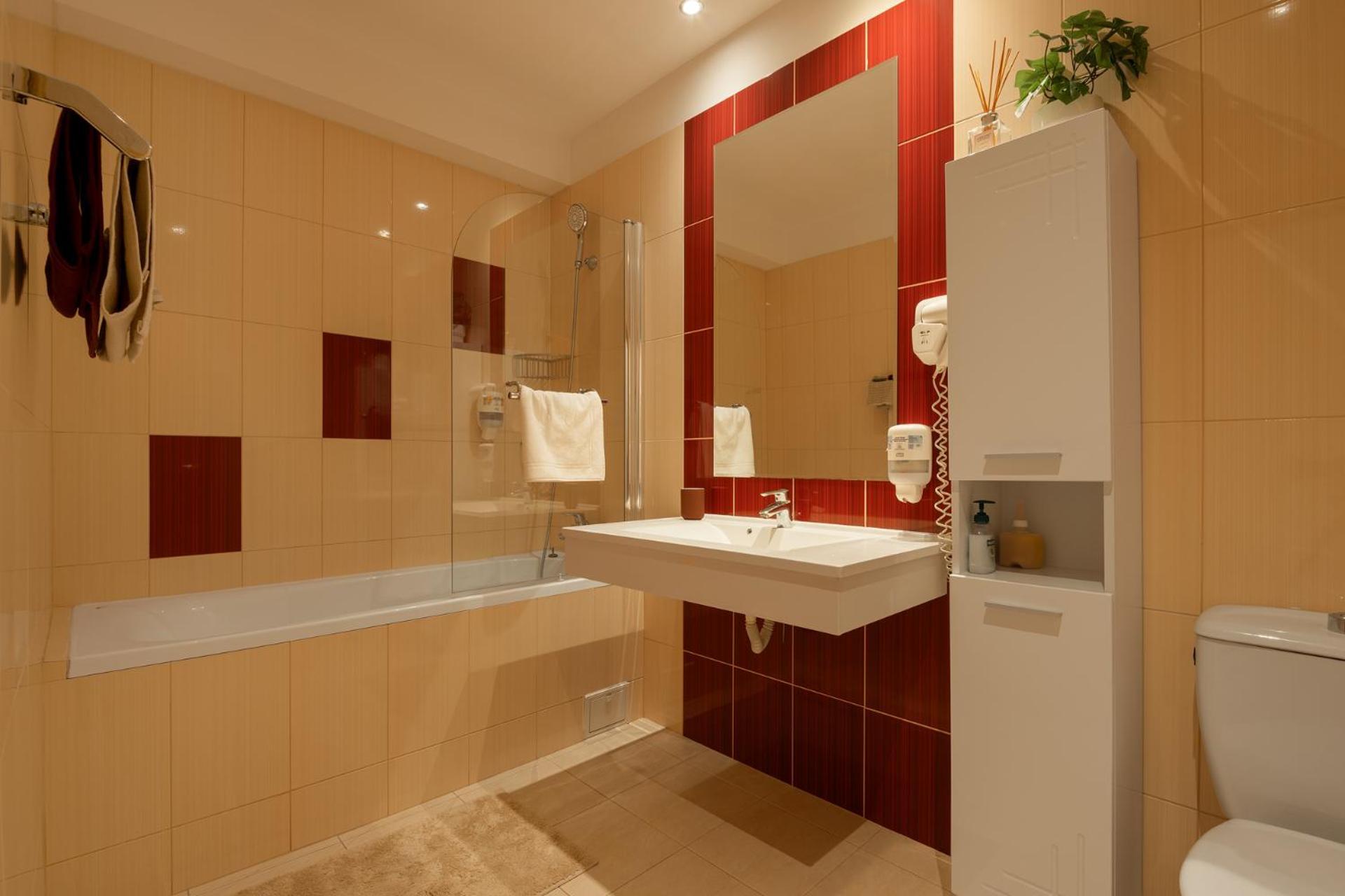 Airport Rin Nord Residence Apartment - Self Check-In Otopeni Εξωτερικό φωτογραφία